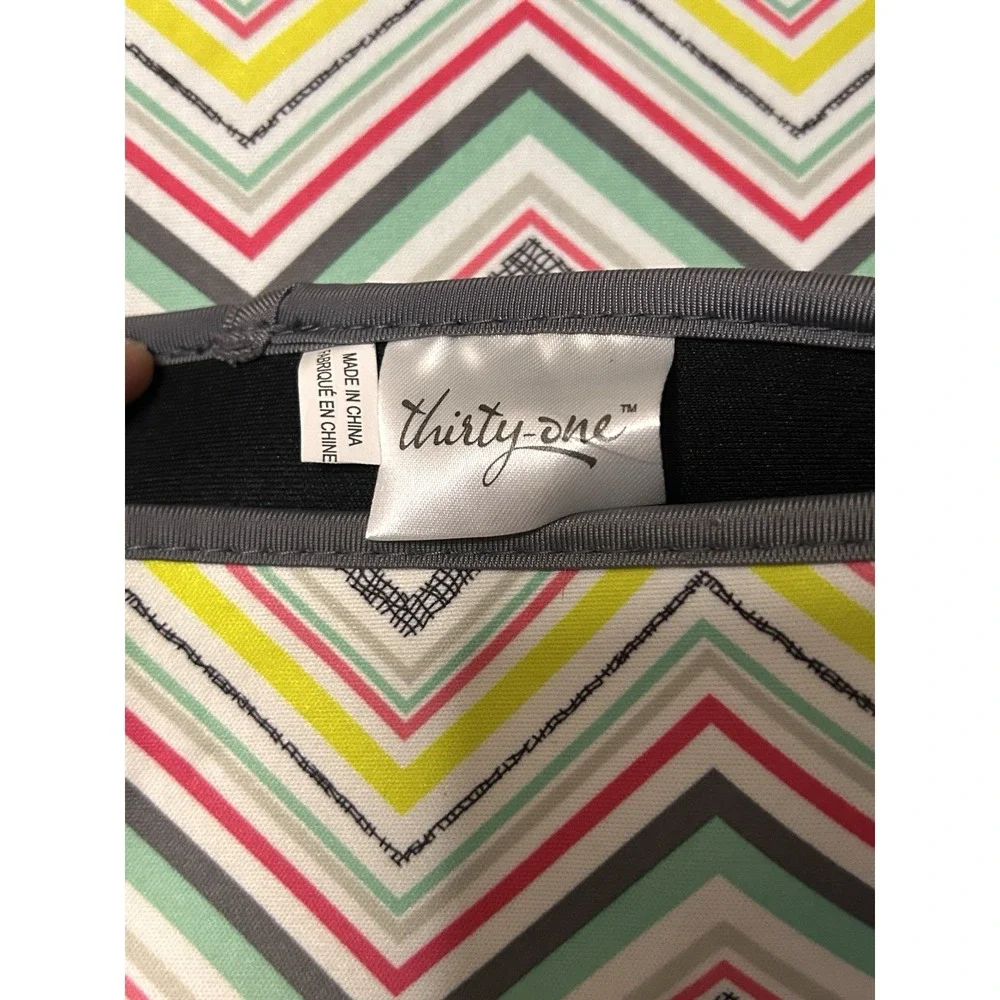 Thirty One Bags Tote-A-Tablet Case Ipad Kindle Nook Party Punch Chevron